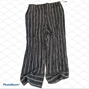 Black and white pants